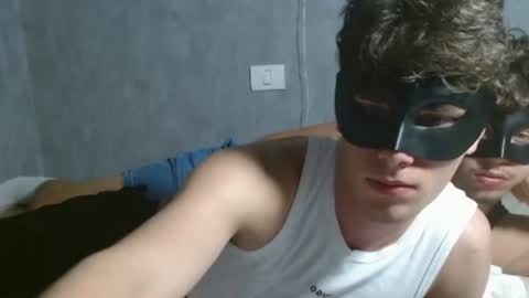 Snapshot of elio_cruz chatting on July 2026 03:21:02 PM Elio online show from July 2026 03:21:02 PM