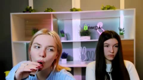 Snapshot of elis_sunny chatting on February 2026 06:11:02 AM elis_sunny online show from February 2026 06:11:02 AM