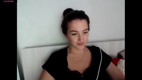 Snapshot of elisa_dove208 chatting on September 2025 04:05:01 AM elisa_dove208 online show from September 2025 04:05:01 AM