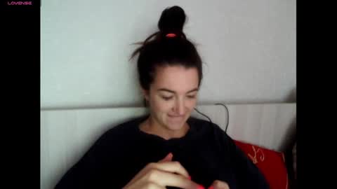 Snapshot of elisa_dove208 chatting on September 2025 04:50:01 AM elisa_dove208 online show from September 2025 04:50:01 AM