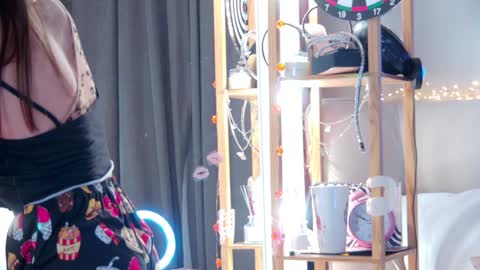 ElisabethDavis online show from January 2025 06:57:01 PM