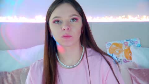 ElisabethDavis online show from January 2025 09:25:01 PM