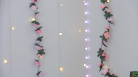 ElisabethDavis online show from April 2026 07:07:02 PM