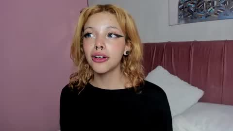 elisabethflores online show from June 2026 05:23:02 AM