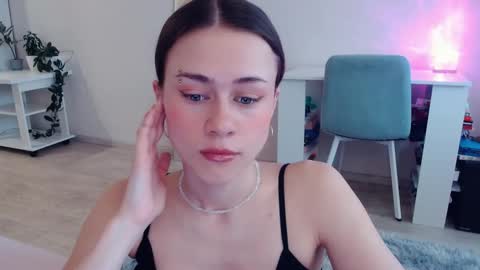 Elis online show from February 2026 05:48:02 AM