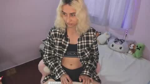 elisdarling online show from February 2026 09:21:01 PM