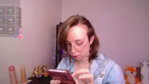 Snapshot of elise_nyx chatting on July 2026 11:57:01 AM elise_nyx online show from July 2026 11:57:01 AM