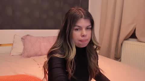 Snapshot of elisetyler89 chatting on January 2026 08:47:01 PM Elly online show from January 2026 08:47:01 PM