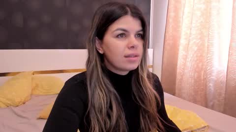 Snapshot of elisetyler89 chatting on February 2026 10:12:01 AM Elly online show from February 2026 10:12:01 AM