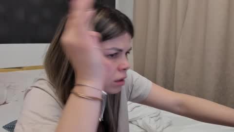 Elly online show from March 2026 08:34:02 PM