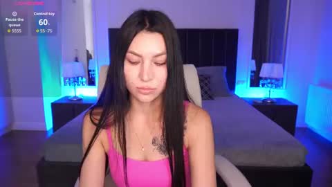 elisevelour online show from July 2026 12:11:01 PM