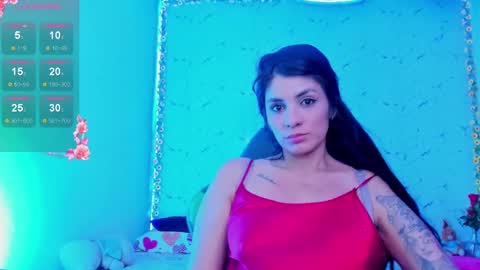 E L I S S A online show from November 2025 02:39:02 AM