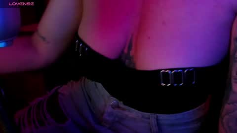 E L I S S A online show from April 2026 02:06:01 AM