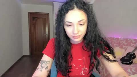 Eliss online show from June 2026 12:02:01 PM