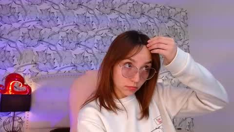 Eliza online show from March 2025 07:15:02 PM