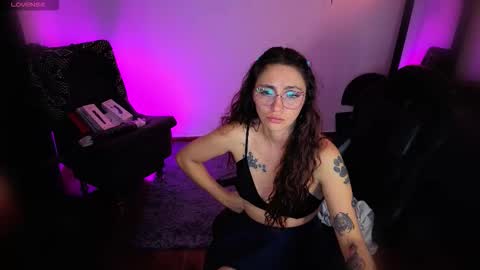 elizabeht_911 online show from September 2025 03:39:01 AM