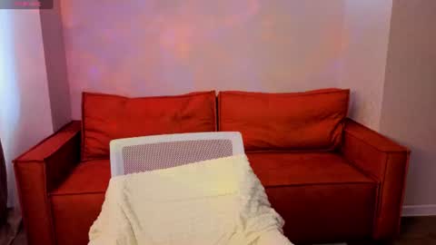 Snapshot of elizabet_collins chatting on June 2026 02:16:01 AM Elizabet online show from June 2026 02:16:01 AM