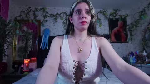 Elizabeth online show from October 2025 10:17:01 PM
