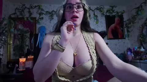 Elizabeth online show from October 2025 10:24:01 AM