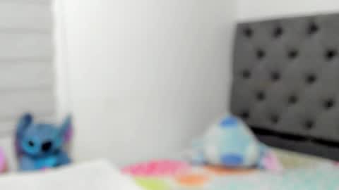 Snapshot of elizabeth_18_ chatting on December 2025 03:01:01 AM ELIZA online show from December 2025 03:01:01 AM