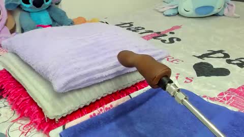 Snapshot of elizabeth_18_ chatting on February 2026 03:22:02 AM ELIZA online show from February 2026 03:22:02 AM