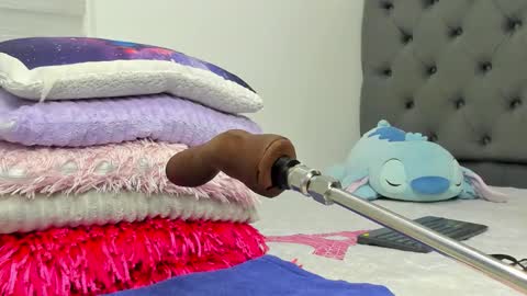 Snapshot of elizabeth_18_ chatting on February 2026 03:07:01 AM ELIZA online show from February 2026 03:07:01 AM