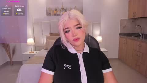 Snapshot of elizabeth_benet_ chatting on July 2026 02:08:02 PM elizabeth online show from July 2026 02:08:02 PM