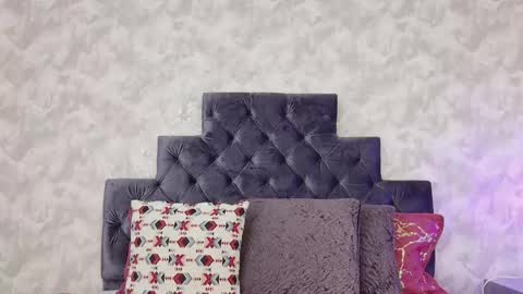 Elizabeth online show from March 2026 10:48:01 PM