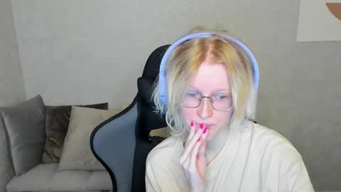 Snapshot of elizabeth_harpper chatting on September 2025 01:21:02 AM Elizabeth online show from September 2025 01:21:02 AM