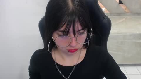 Snapshot of elizabeth_t_ chatting on February 2026 12:36:02 PM Elizabeth online show from February 2026 12:36:02 PM