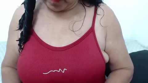 Snapshot of elizabethmiler chatting on August 2026 02:46:01 AM ElizabethMiler online show from August 2026 02:46:01 AM