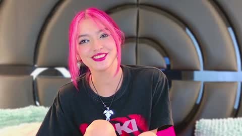 Elizabet online show from January 2025 07:07:01 PM