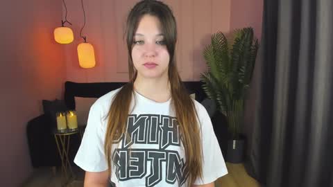 Eliza online show from December 2024 04:48:01 PM