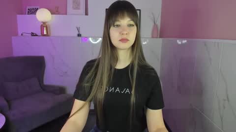 Eliza online show from February 2025 07:28:02 PM