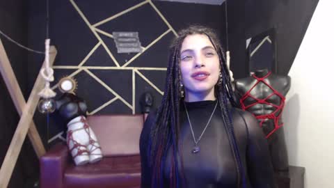   online show from December 2024 04:12:02 AM