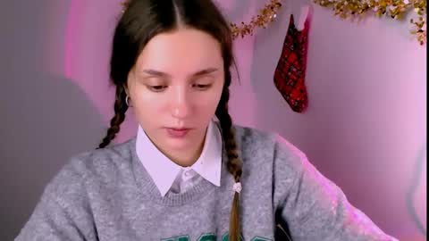 elizsun online show from December 2025 01:42:01 PM