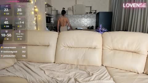 Eliz                               online show from February 2025 06:06:01 PM