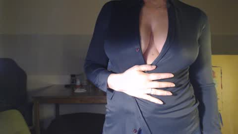 Eliekind online show from January 2025 12:12:02 PM