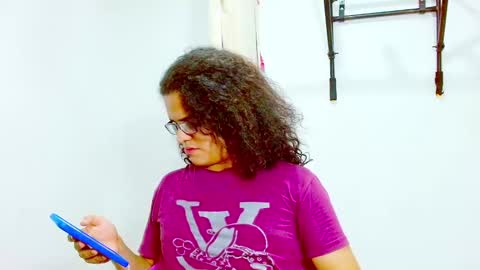 Diana online show from January 2025 04:00:02 PM