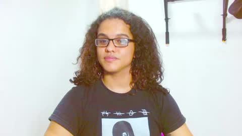 Diana online show from March 2025 02:48:01 AM