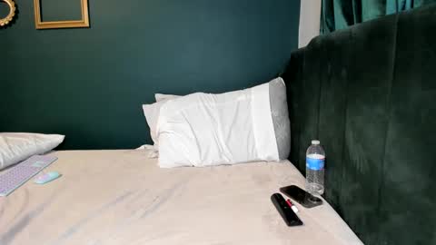 Snapshot of ella_la chatting on January 2025 07:22:01 AM Ella online show from January 2025 07:22:01 AM