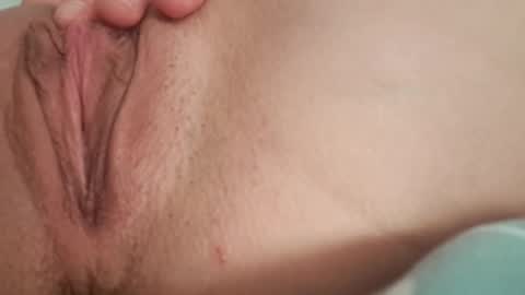 Ella online show from December 2025 12:10:01 PM