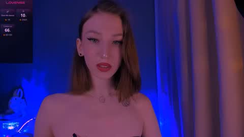 Snapshot of ellaamber chatting on December 2025 03:45:02 AM ellaamber online show from December 2025 03:45:02 AM