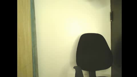 ella online show from April 2026 05:22:01 AM