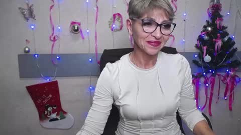 EllaBonito online show from December 2024 04:30:01 PM