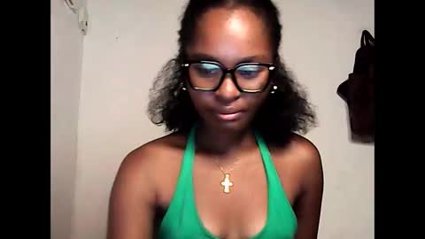 Snapshot of ellah245 chatting on April 2026 11:50:01 PM ellah245 online show from April 2026 11:50:01 PM
