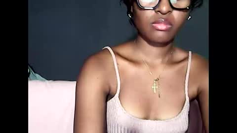 Snapshot of ellah245 chatting on May 2026 09:44:02 PM ellah245 online show from May 2026 09:44:02 PM