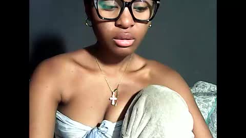 Snapshot of ellah245 chatting on May 2026 04:28:02 AM ellah245 online show from May 2026 04:28:02 AM