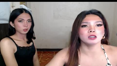 ELLAH online show from November 2025 08:00:01 PM