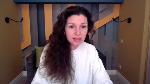 EllaLongs online show from March 2026 12:29:01 PM